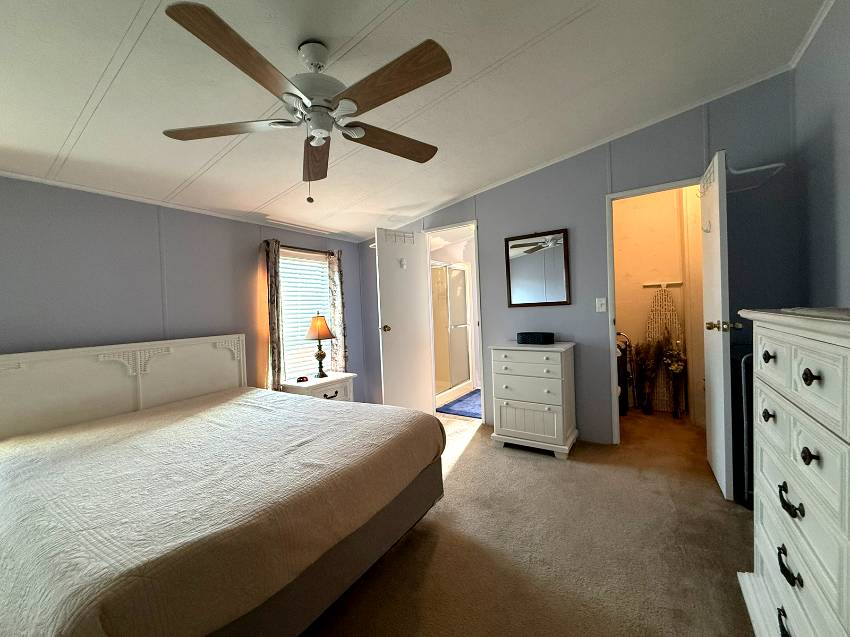 4211 Lakeview Dr a Ellenton, FL Mobile or Manufactured Home for Sale